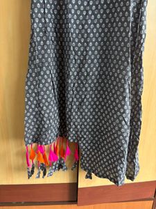 Gray Ethnic Print Kurta with Tassels