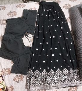 Choli Blouse And Chuni