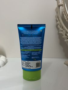 Aqualogica Barrier+ Repair Sunscreen