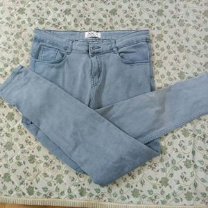 grey skinny jeans