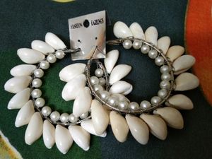 Beautiful trendy Earrings
