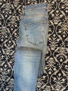 Zara-Mid-rise Vintage Jeans