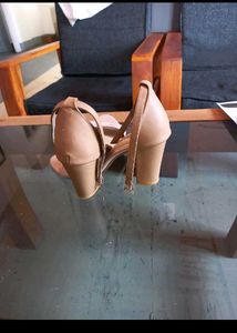 Women Dressberry Heels, Size 37 ,UK 5