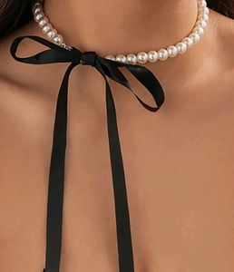 Ribbon Pearl Necklace