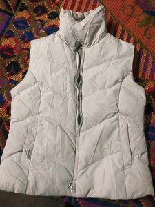 Export Sleeveless Puffer Jacket