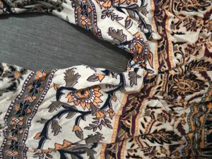 Patterned Casual Pants