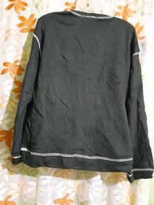 Oversized Graphic Sweatshirt