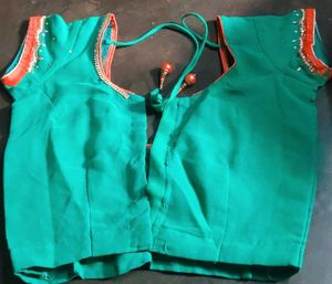 Elegant Green Embellished Saree 💚