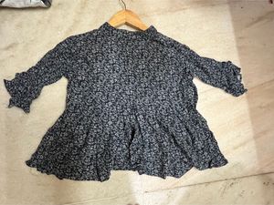 Crush Type Floral Crop Top