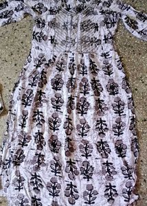 Elegant Floral Print Kurta