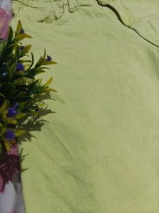 Lime Green Flared Mid-Waist Jeans ! Size-28