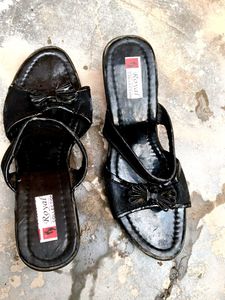 Elegant Black Flats