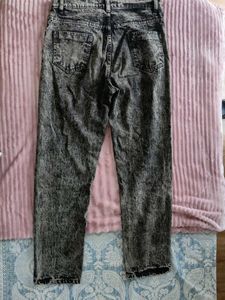 ACID WASH BLACK BOYFRIEND JEANS