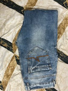 Men&#39;s Distressed Denim Jeans