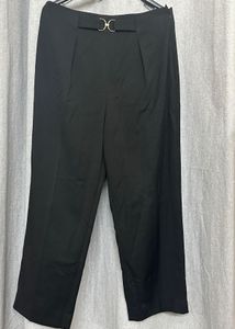 H&amp;M Buckle Detailed Tailored Trousers