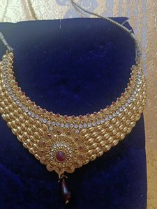 Golden Choker
