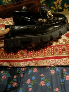 TRENDY LOAFERS