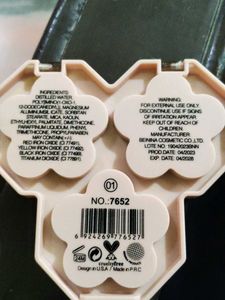 s. f. r color baked powder highlighter palate