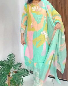Very Graceful Cotton Suit Set 😍