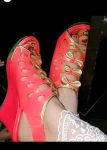 Rose Colour Heels 👠