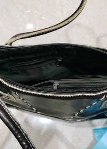 Handbags 👜