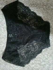 Black Front Hook Bra With Panty