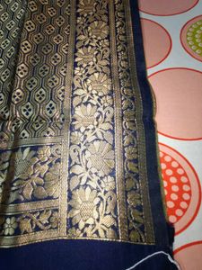 Silk Blend &amp; Woven Saree With Blouse Piece