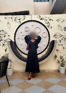 black dress style cast