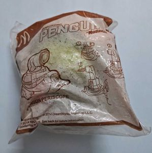 Penguins of Madagascar Periscope Toy