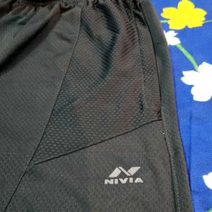 NIVIA Jogger /Lower Zipped Pockets