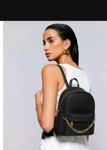 mini backpack for traveller