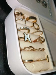 Gold Ring Set
