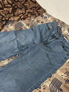 Zudio Light Wash Denim Jeans