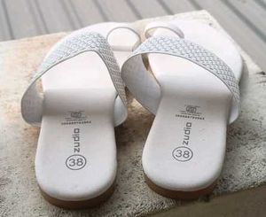 Zudio Flat Slipper/ Once Used.
