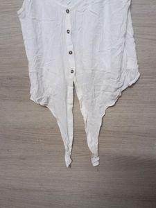 H&amp;M Crop Top With Front Knot