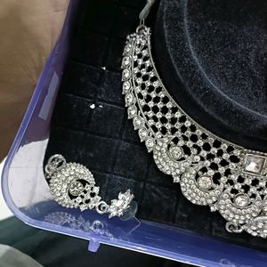 Jewellery Set With box