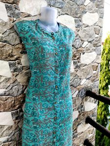 🎀Floral Printed Sleevless Kurti