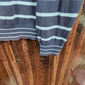 Authentic Tommy Hilfiger Pullover - Chest 40