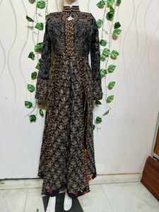 Black Color Paty Wear Gawen