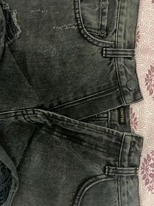 Black Colur Short Denim Jeans For Sale