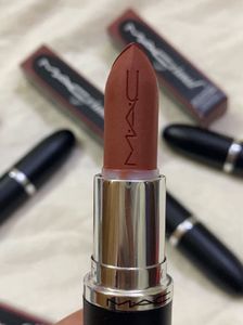 MAC MAXIMAL LIPSTICK