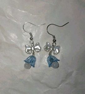 Cute Bow &amp; Bluebell Earrings ✨🦪🩵