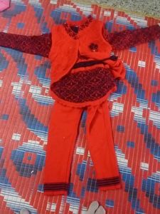 Red Knitted Baby Clothes Set