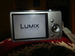 Panasonic DMC-FH6 Camera