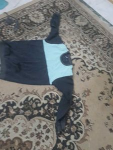 Color Block Long Sleeve Tee