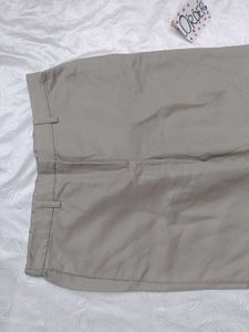 Straight Leg Trousers 🤍