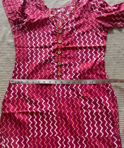Red Printed Straight Kurta