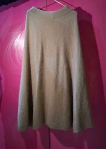 Elegant Cozy Knit Cape