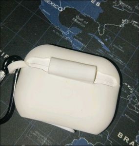 Wireless Earbuds - Great Condition!