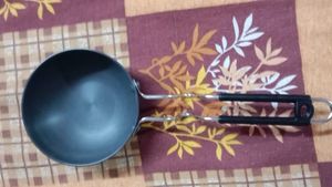 Small Black Tadka Pan